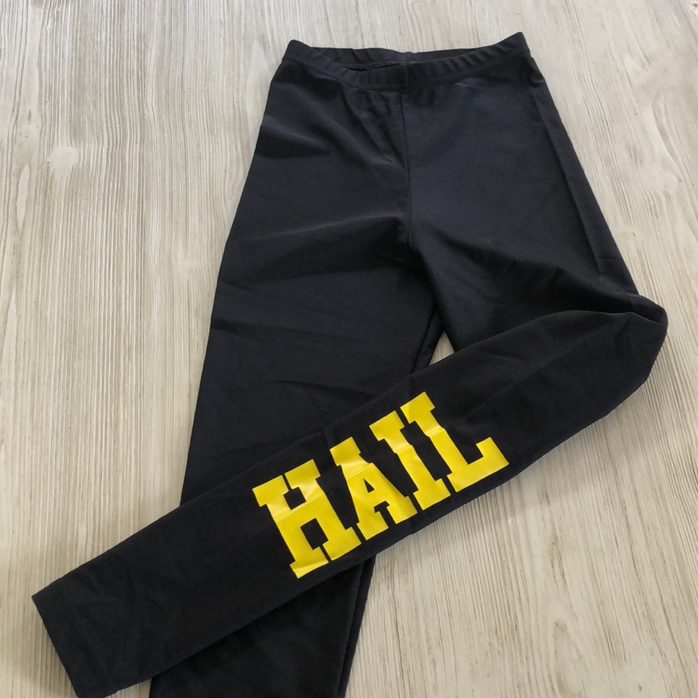 Michigan spandex leggings size small.